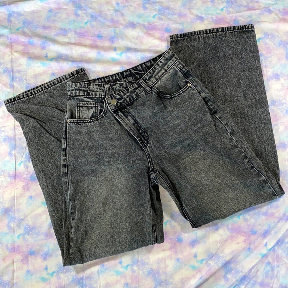 Shein • Asymmetrical Zipper High Rise Baggy Wide Leg Jeans